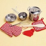 Kids Cooking Utensil Sets Are A Fun And Safe Way To Teach Kids To Cook.